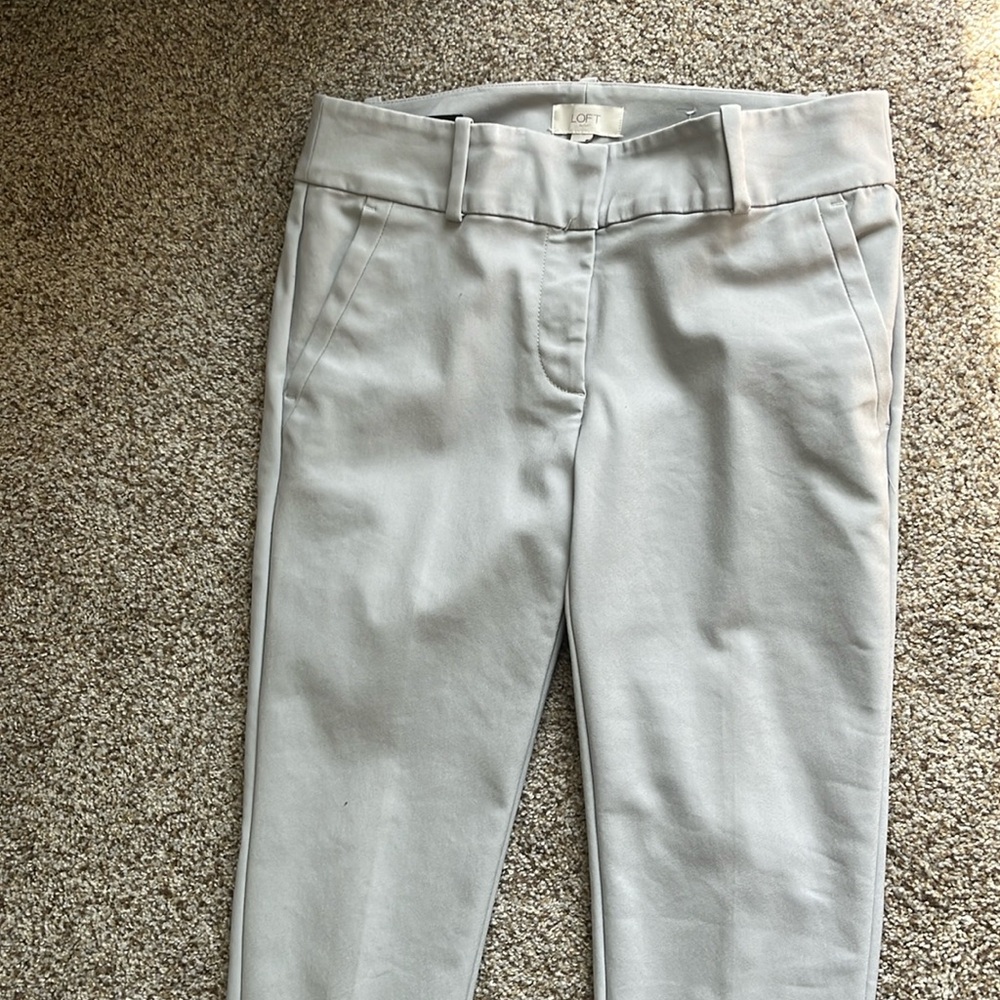 Loft outlet, skinny ankle pants, size 4 curvy